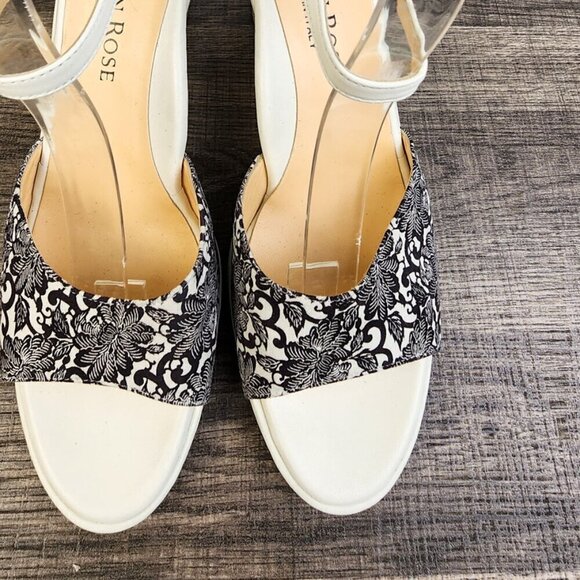 Taryn Rose Black White Floral Wedge Sandals Size 39 or 8.5 Made In Italy Spring - Picture 4 of 7